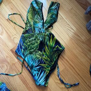 Fashion Nova One piece Swim set